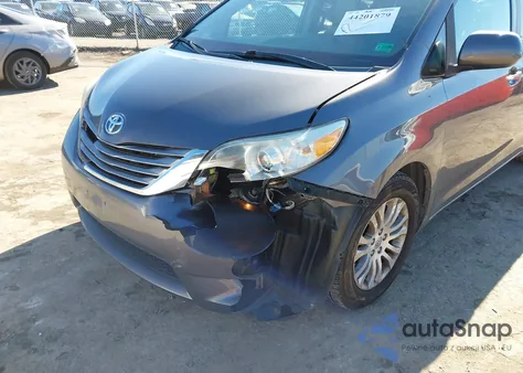 2015 Toyota Sienna Xle 8 Passenger from USA, damaged, VIN 5TDYK3DC5FS594920